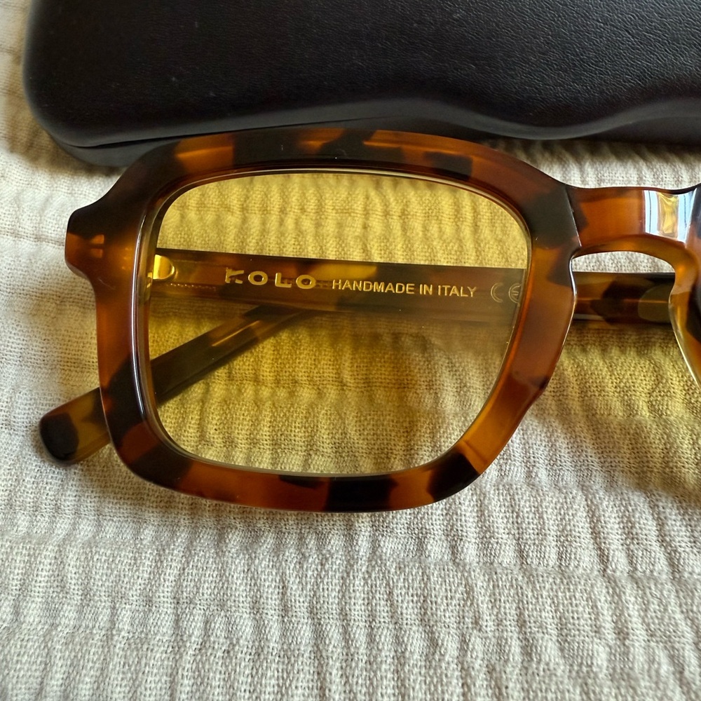 Tortoise Shell Sunglasses - Picture 3 of 9